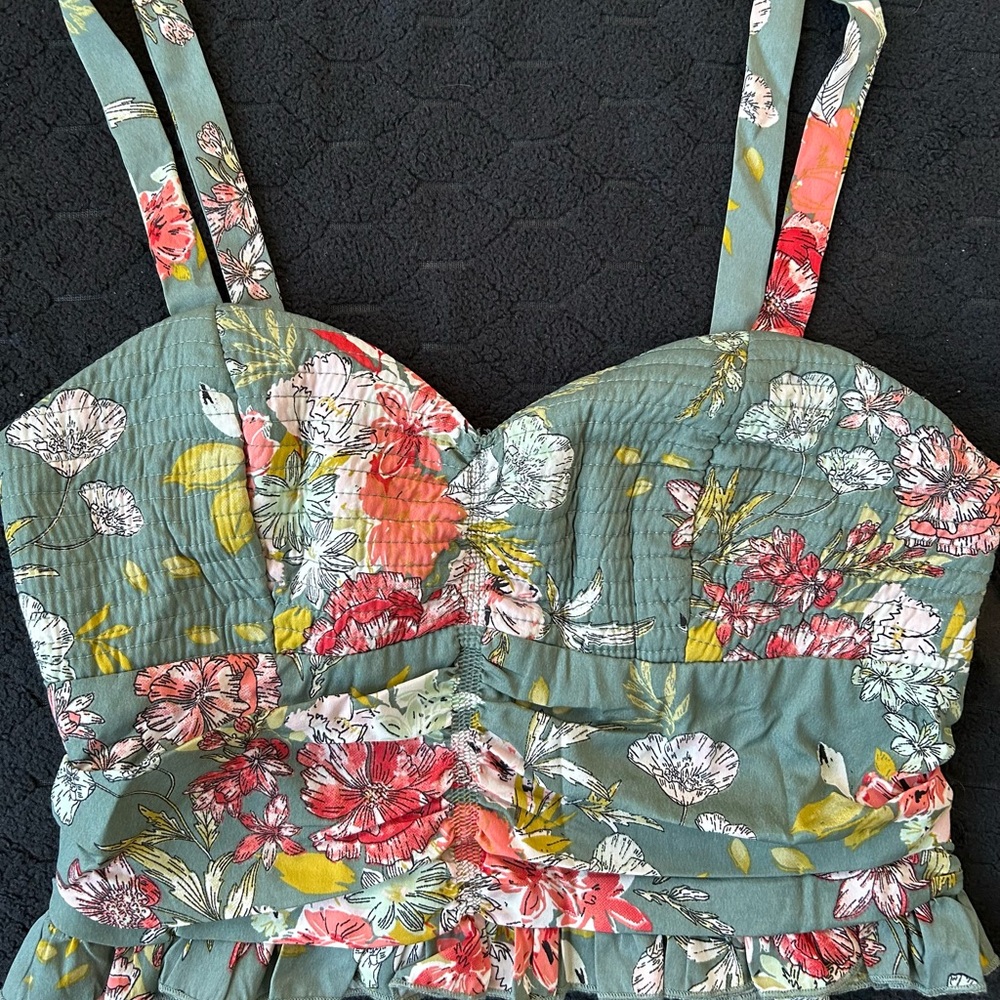 Floral Crop Top L